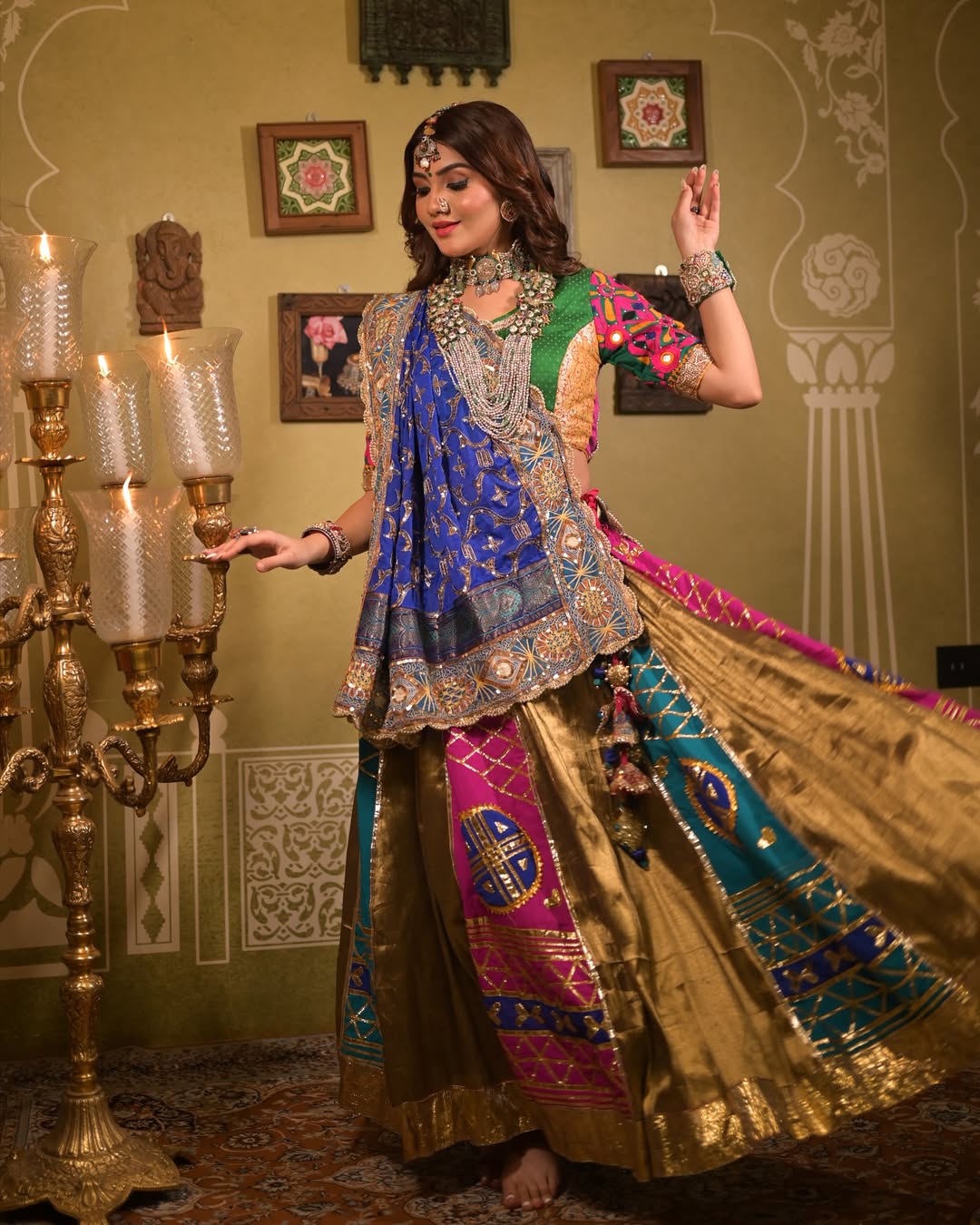 Luxury Kanjivaram Silk Bridal Saree - Image 2