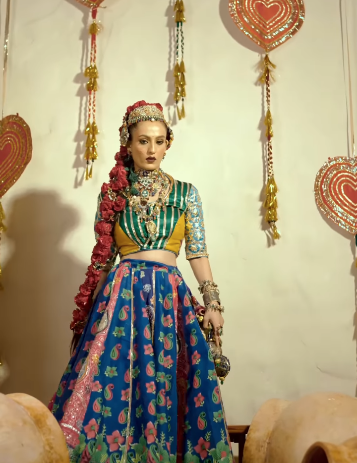 Traditional Bridal Panetar Saree with Lace Border